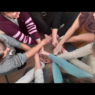 Las Órbitas Vecinas. Lo común de las crianzas o las crianzas en común